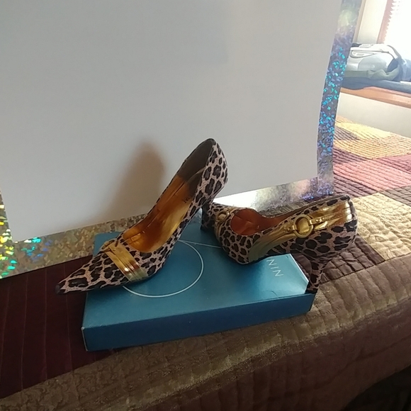 3 1/2 in. Coup D'etat heels. - Picture 6 of 7